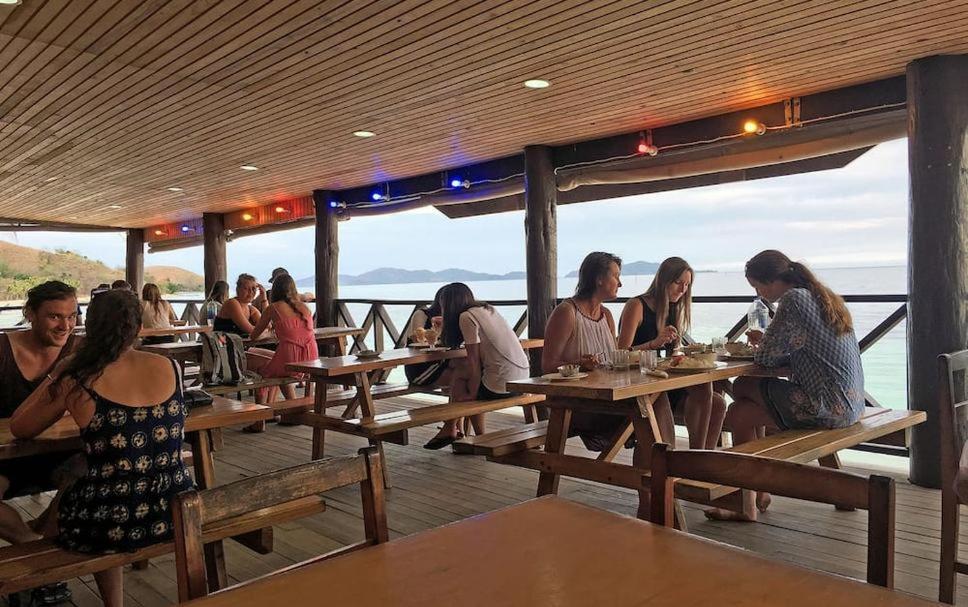 Ratu Kini Dive & Stay Mana Island Eksteriør billede