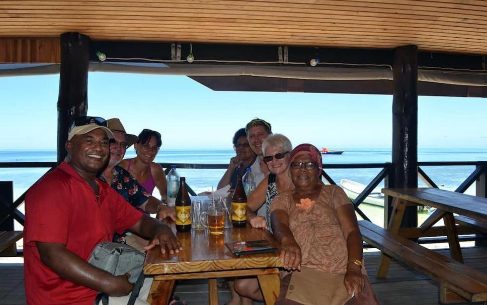 Ratu Kini Dive & Stay Mana Island Eksteriør billede